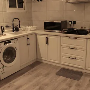 https://cozy-apartment-two-bedroom-full-kitchen.hotelsriyadh.net