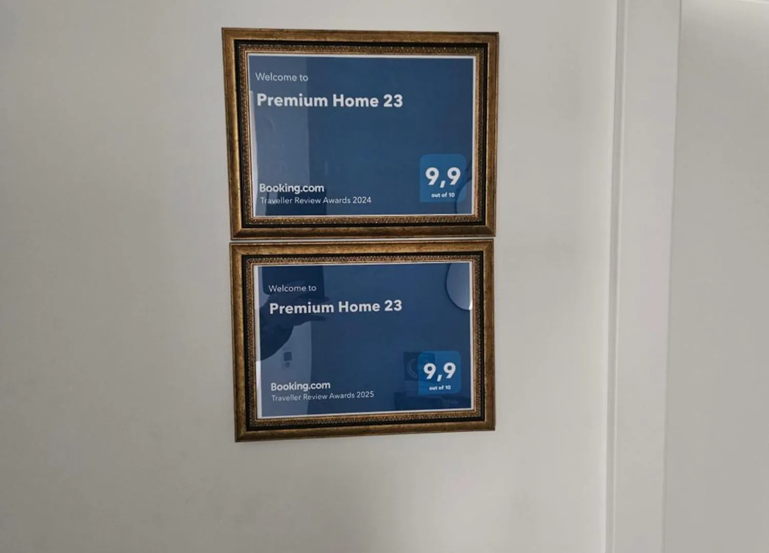 Premium Home 23 contacts